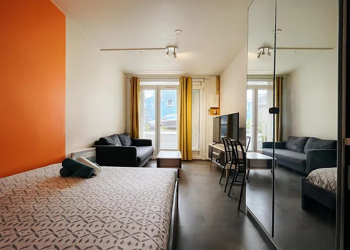 équipé - 300m Gare - 005 Appartement *